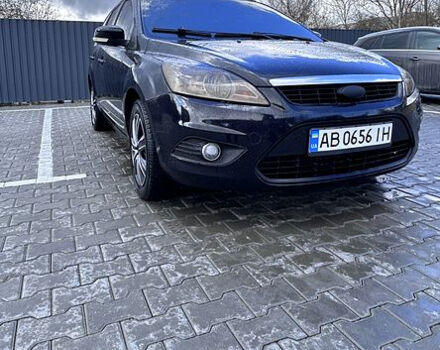 Черный Форд Фокус, объемом двигателя 1.6 л и пробегом 352 тыс. км за 4900 $, фото 1 на Automoto.ua