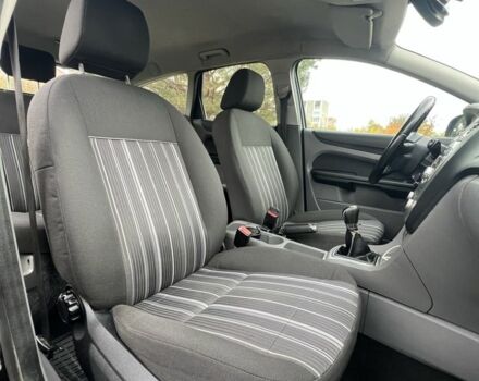 Черный Форд Фокус, объемом двигателя 1.6 л и пробегом 278 тыс. км за 4600 $, фото 14 на Automoto.ua