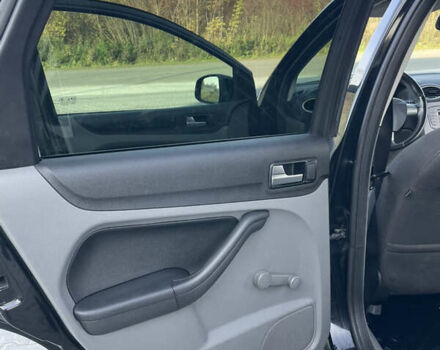 Черный Форд Фокус, объемом двигателя 1.6 л и пробегом 210 тыс. км за 4800 $, фото 22 на Automoto.ua