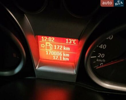 Черный Форд Фокус, объемом двигателя 1.8 л и пробегом 170 тыс. км за 6300 $, фото 12 на Automoto.ua