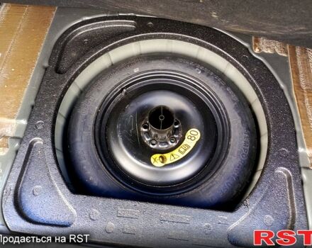 Форд Фокус 2008 у Кельменцах на Automoto.ua Чорний Форд Фокус, об'ємом двигуна 1.6 л та пробігом 208 тис. км за 5800 $, фото 8 на Automoto.ua