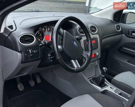 Чорний Форд Фокус, об'ємом двигуна 1.8 л та пробігом 211 тис. км за 5400 $, фото 18 на Automoto.ua