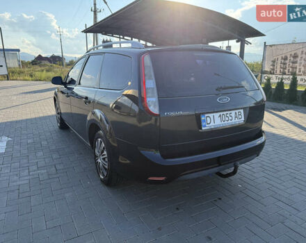 Черный Форд Фокус, объемом двигателя 1.6 л и пробегом 278 тыс. км за 5300 $, фото 3 на Automoto.ua