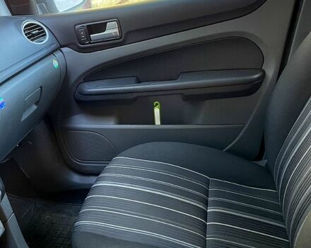 Чорний Форд Фокус, об'ємом двигуна 1.6 л та пробігом 235 тис. км за 5410 $, фото 5 на Automoto.ua