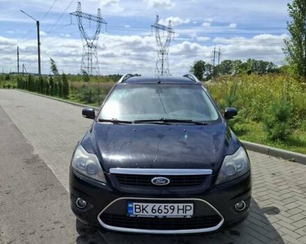 Черный Форд Фокус, объемом двигателя 1.56 л и пробегом 245 тыс. км за 5400 $, фото 1 на Automoto.ua
