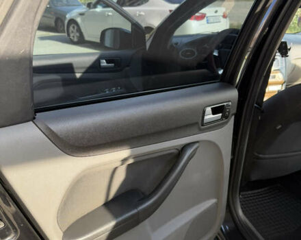 Черный Форд Фокус, объемом двигателя 1.6 л и пробегом 283 тыс. км за 5700 $, фото 37 на Automoto.ua