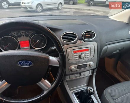 Чорний Форд Фокус, об'ємом двигуна 1.6 л та пробігом 261 тис. км за 5800 $, фото 18 на Automoto.ua