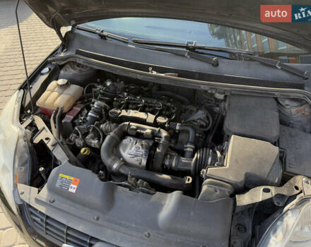 Черный Форд Фокус, объемом двигателя 1.6 л и пробегом 283 тыс. км за 5700 $, фото 62 на Automoto.ua