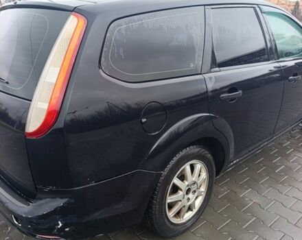 Черный Форд Фокус, объемом двигателя 1.6 л и пробегом 335 тыс. км за 4500 $, фото 4 на Automoto.ua