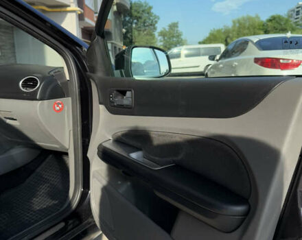 Черный Форд Фокус, объемом двигателя 1.6 л и пробегом 283 тыс. км за 5700 $, фото 25 на Automoto.ua