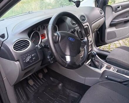 Черный Форд Фокус, объемом двигателя 1.6 л и пробегом 245 тыс. км за 4900 $, фото 13 на Automoto.ua