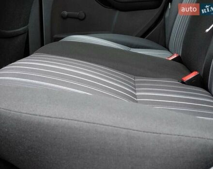 Форд Фокус 2008 в Самборе на Automoto.ua Черный Форд Фокус, объемом двигателя 1.6 л и пробегом 225 тыс. км за 4999 $, фото 60 на Automoto.ua