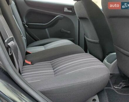 Форд Фокус 2008 у Самборе на Automoto.ua Чорний Форд Фокус, об'ємом двигуна 1.6 л та пробігом 225 тис. км за 4999 $, фото 38 на Automoto.ua