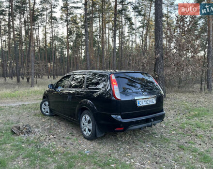 Черный Форд Фокус, объемом двигателя 1.6 л и пробегом 287 тыс. км за 5150 $, фото 2 на Automoto.ua