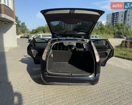 Черный Форд Фокус, объемом двигателя 1.6 л и пробегом 283 тыс. км за 5700 $, фото 4 на Automoto.ua