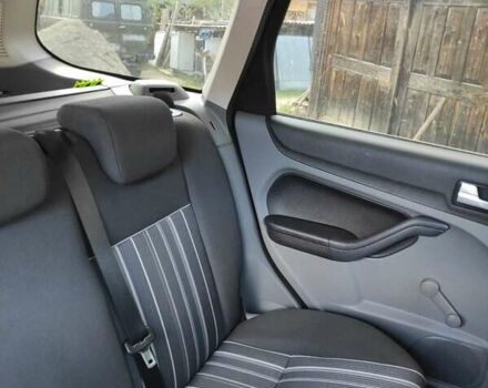 Черный Форд Фокус, объемом двигателя 1.6 л и пробегом 251 тыс. км за 5499 $, фото 5 на Automoto.ua