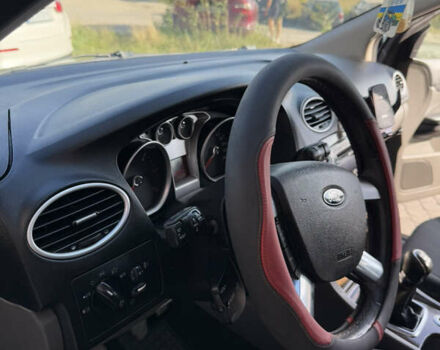 Черный Форд Фокус, объемом двигателя 1.6 л и пробегом 283 тыс. км за 5700 $, фото 59 на Automoto.ua