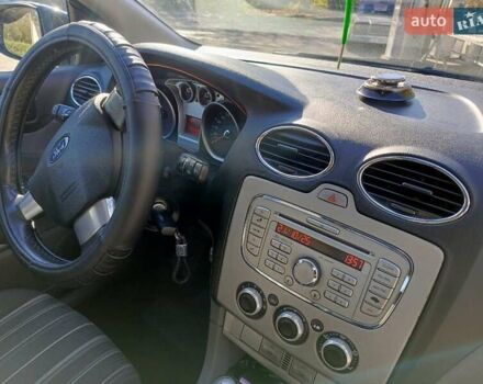 Чорний Форд Фокус, об'ємом двигуна 1.6 л та пробігом 208 тис. км за 5800 $, фото 5 на Automoto.ua