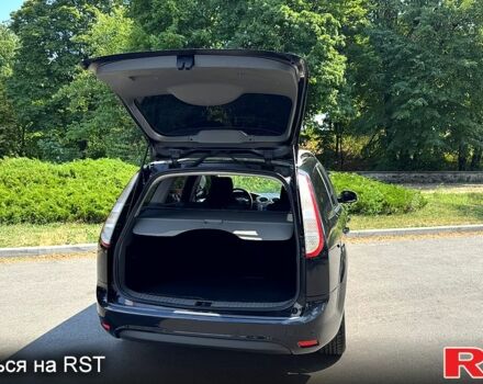 Черный Форд Фокус, объемом двигателя 1.6 л и пробегом 208 тыс. км за 5200 $, фото 2 на Automoto.ua