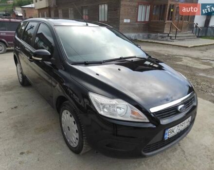 Черный Форд Фокус, объемом двигателя 1.6 л и пробегом 251 тыс. км за 5499 $, фото 1 на Automoto.ua
