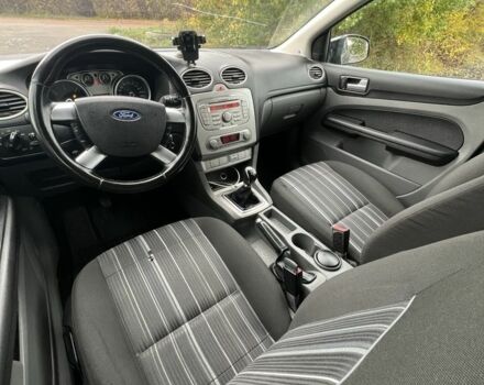 Черный Форд Фокус, объемом двигателя 1.6 л и пробегом 278 тыс. км за 4600 $, фото 10 на Automoto.ua