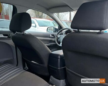 Черный Форд Фокус, объемом двигателя 1.6 л и пробегом 201 тыс. км за 5999 $, фото 18 на Automoto.ua