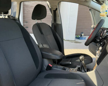 Черный Форд Фокус, объемом двигателя 1.6 л и пробегом 283 тыс. км за 5700 $, фото 43 на Automoto.ua