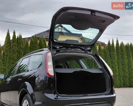 Форд Фокус 2008 у Самборе на Automoto.ua Чорний Форд Фокус, об'ємом двигуна 1.6 л та пробігом 225 тис. км за 4999 $, фото 62 на Automoto.ua