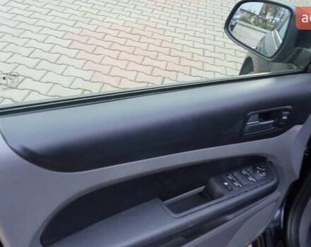 Черный Форд Фокус, объемом двигателя 1.6 л и пробегом 196 тыс. км за 5000 $, фото 2 на Automoto.ua