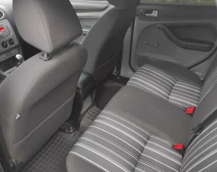 Черный Форд Фокус, объемом двигателя 1.6 л и пробегом 251 тыс. км за 5499 $, фото 6 на Automoto.ua