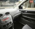Черный Форд Фокус, объемом двигателя 1.6 л и пробегом 190 тыс. км за 5200 $, фото 10 на Automoto.ua