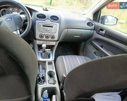 Чорний Форд Фокус, об'ємом двигуна 1.6 л та пробігом 208 тис. км за 5800 $, фото 13 на Automoto.ua