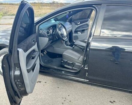 Черный Форд Фокус, объемом двигателя 1.6 л и пробегом 355 тыс. км за 4600 $, фото 9 на Automoto.ua