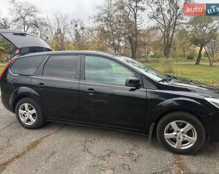 Черный Форд Фокус, объемом двигателя 1.8 л и пробегом 160 тыс. км за 5700 $, фото 4 на Automoto.ua