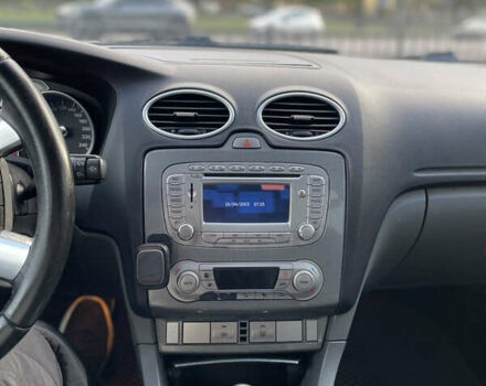 Черный Форд Фокус, объемом двигателя 1.6 л и пробегом 260 тыс. км за 5400 $, фото 21 на Automoto.ua