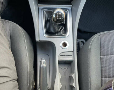 Черный Форд Фокус, объемом двигателя 1.6 л и пробегом 260 тыс. км за 5400 $, фото 23 на Automoto.ua