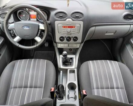 Форд Фокус 2008 у Самборе на Automoto.ua Чорний Форд Фокус, об'ємом двигуна 1.6 л та пробігом 225 тис. км за 4999 $, фото 49 на Automoto.ua