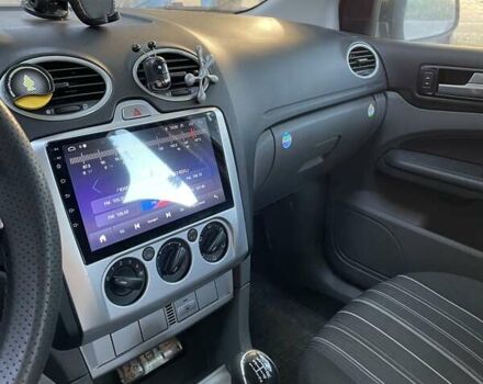 Чорний Форд Фокус, об'ємом двигуна 1.6 л та пробігом 235 тис. км за 5410 $, фото 7 на Automoto.ua