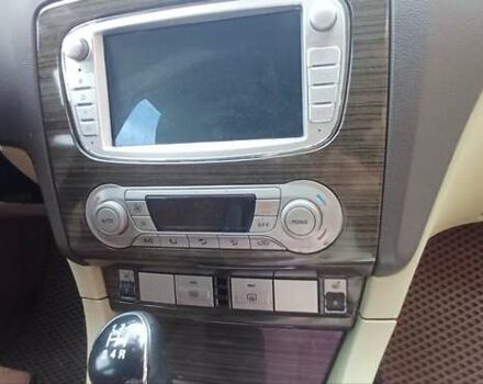 Черный Форд Фокус, объемом двигателя 2 л и пробегом 279 тыс. км за 6900 $, фото 10 на Automoto.ua