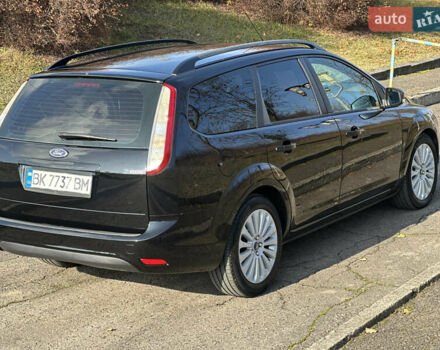 Черный Форд Фокус, объемом двигателя 1.56 л и пробегом 240 тыс. км за 6350 $, фото 9 на Automoto.ua