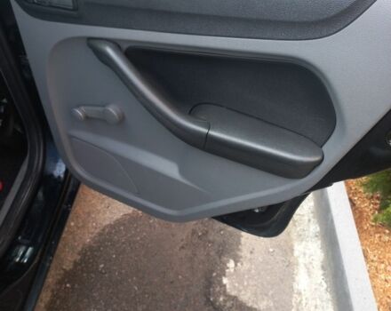 Черный Форд Фокус, объемом двигателя 1.6 л и пробегом 247 тыс. км за 5500 $, фото 12 на Automoto.ua