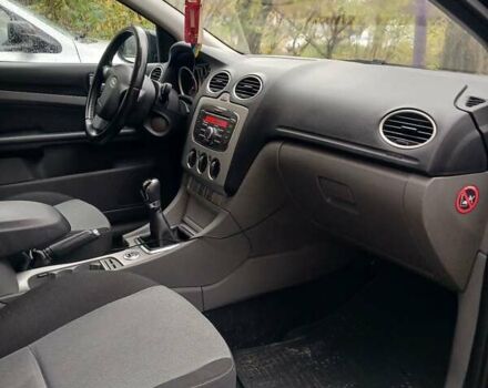 Черный Форд Фокус, объемом двигателя 1.6 л и пробегом 194 тыс. км за 6000 $, фото 4 на Automoto.ua