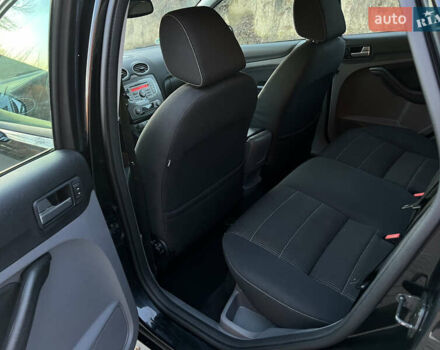 Черный Форд Фокус, объемом двигателя 1.6 л и пробегом 225 тыс. км за 6500 $, фото 12 на Automoto.ua