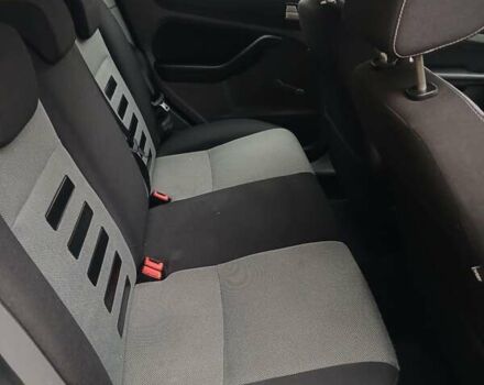 Черный Форд Фокус, объемом двигателя 1.6 л и пробегом 194 тыс. км за 6000 $, фото 2 на Automoto.ua