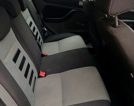 Черный Форд Фокус, объемом двигателя 1.6 л и пробегом 194 тыс. км за 5999 $, фото 10 на Automoto.ua