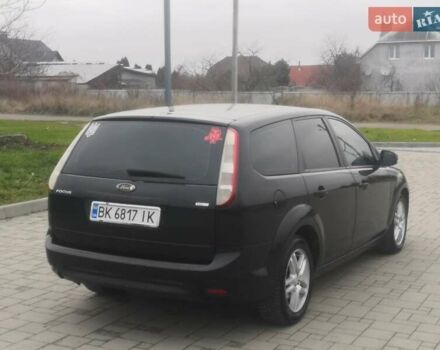 Черный Форд Фокус, объемом двигателя 1.8 л и пробегом 300 тыс. км за 5900 $, фото 3 на Automoto.ua