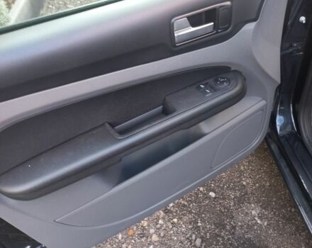 Черный Форд Фокус, объемом двигателя 1.6 л и пробегом 247 тыс. км за 5500 $, фото 17 на Automoto.ua