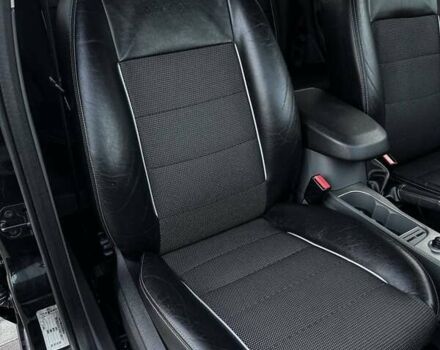 Чорний Форд Фокус, об'ємом двигуна 1.6 л та пробігом 183 тис. км за 6100 $, фото 39 на Automoto.ua