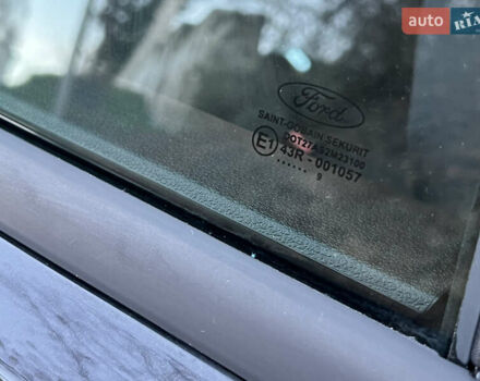 Черный Форд Фокус, объемом двигателя 1.6 л и пробегом 225 тыс. км за 6500 $, фото 25 на Automoto.ua