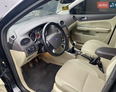 Черный Форд Фокус, объемом двигателя 1.56 л и пробегом 242 тыс. км за 5500 $, фото 18 на Automoto.ua